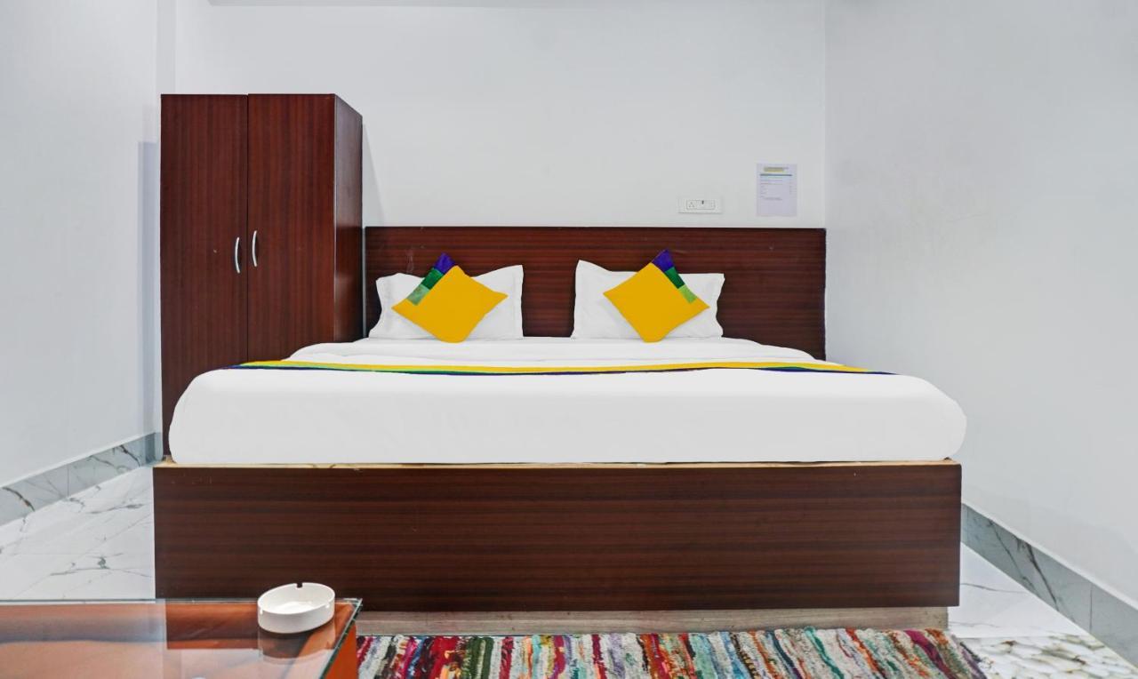 Oyo Flagship Hotel Sunset Inn ปัฏนา ภายนอก รูปภาพ